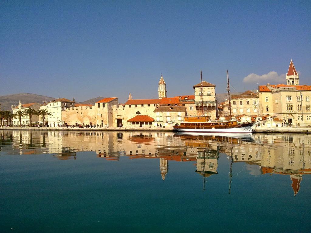Apartments Babic Trogir Exterior foto